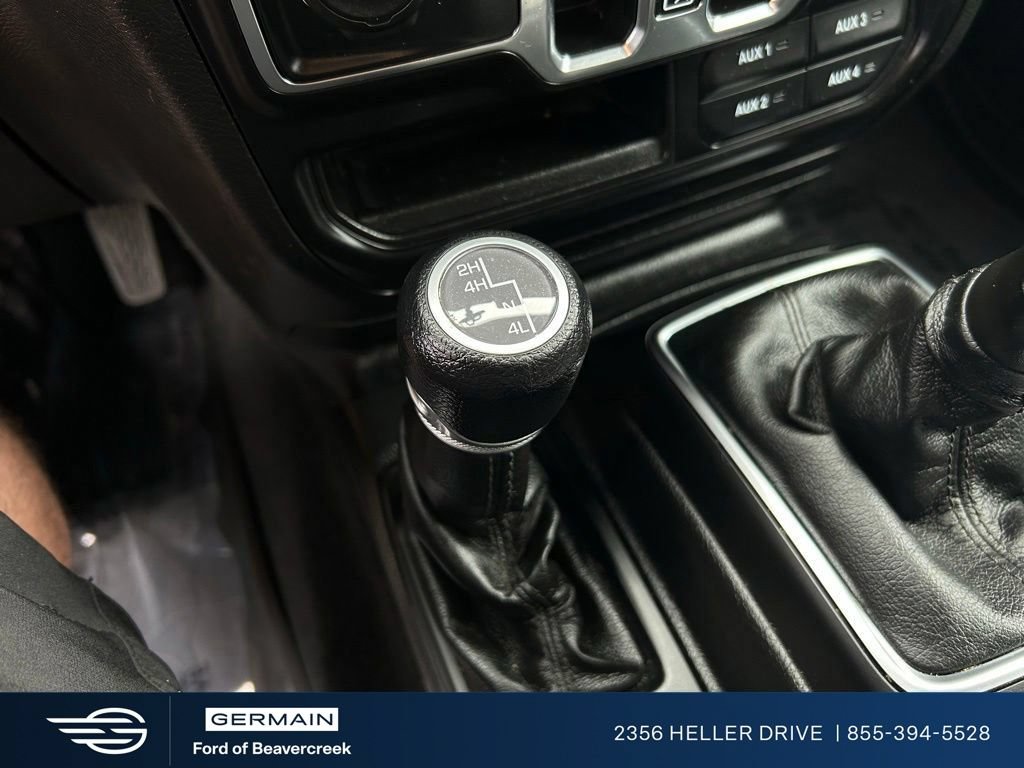 Used 2022 Jeep Wrangler Unlimited Sport AWD/4WD image 25
