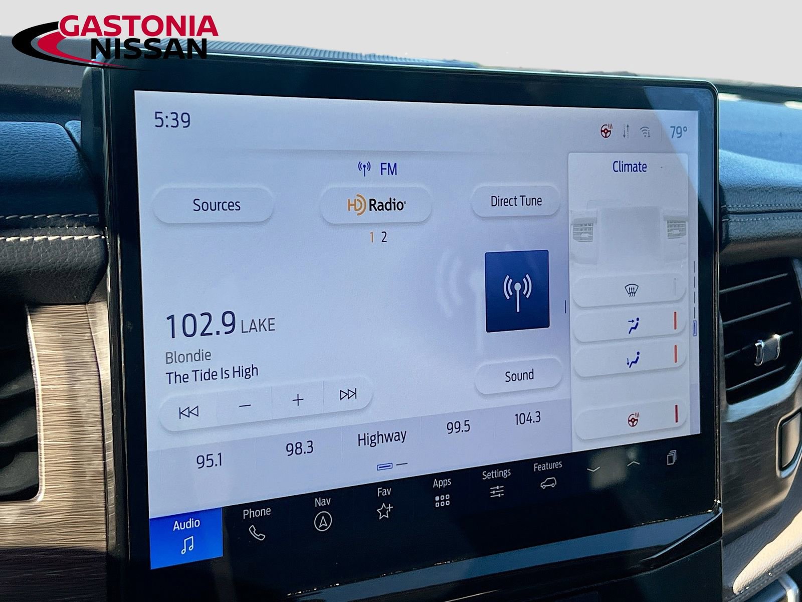 Used 2024 Ford Expedition Max Limited image 19