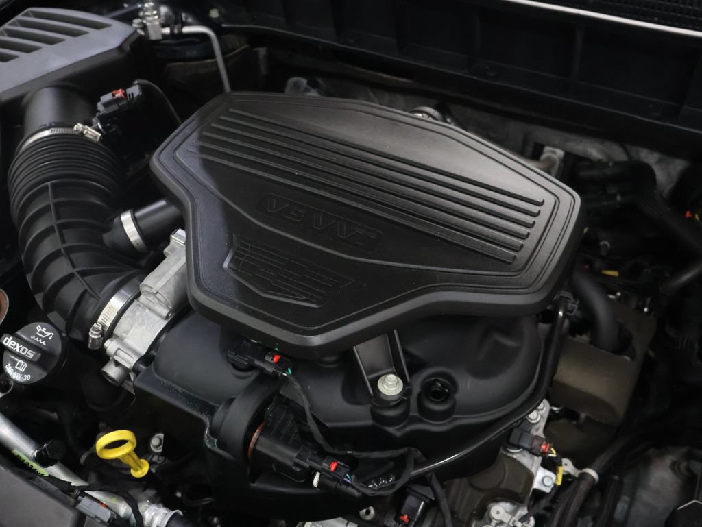 Used 2018 Cadillac XT5 FWD image 27