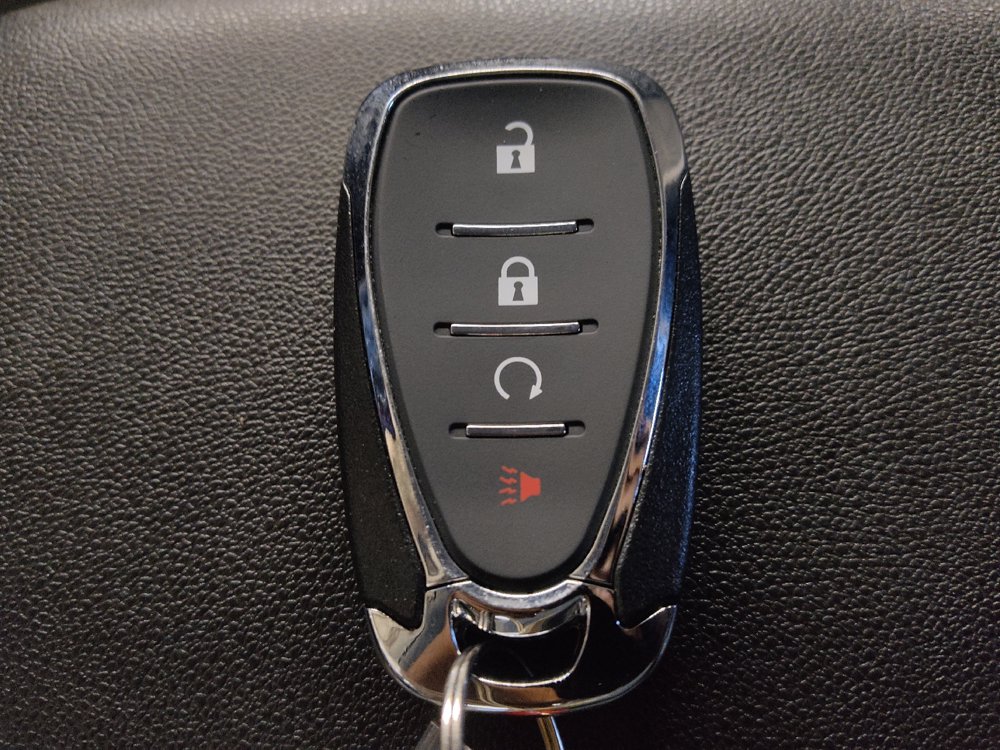 Used 2020 Chevrolet Equinox LS FWD image 32