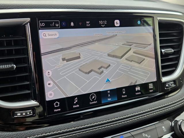 Used 2023 Chrysler Pacifica Limited FWD image 22