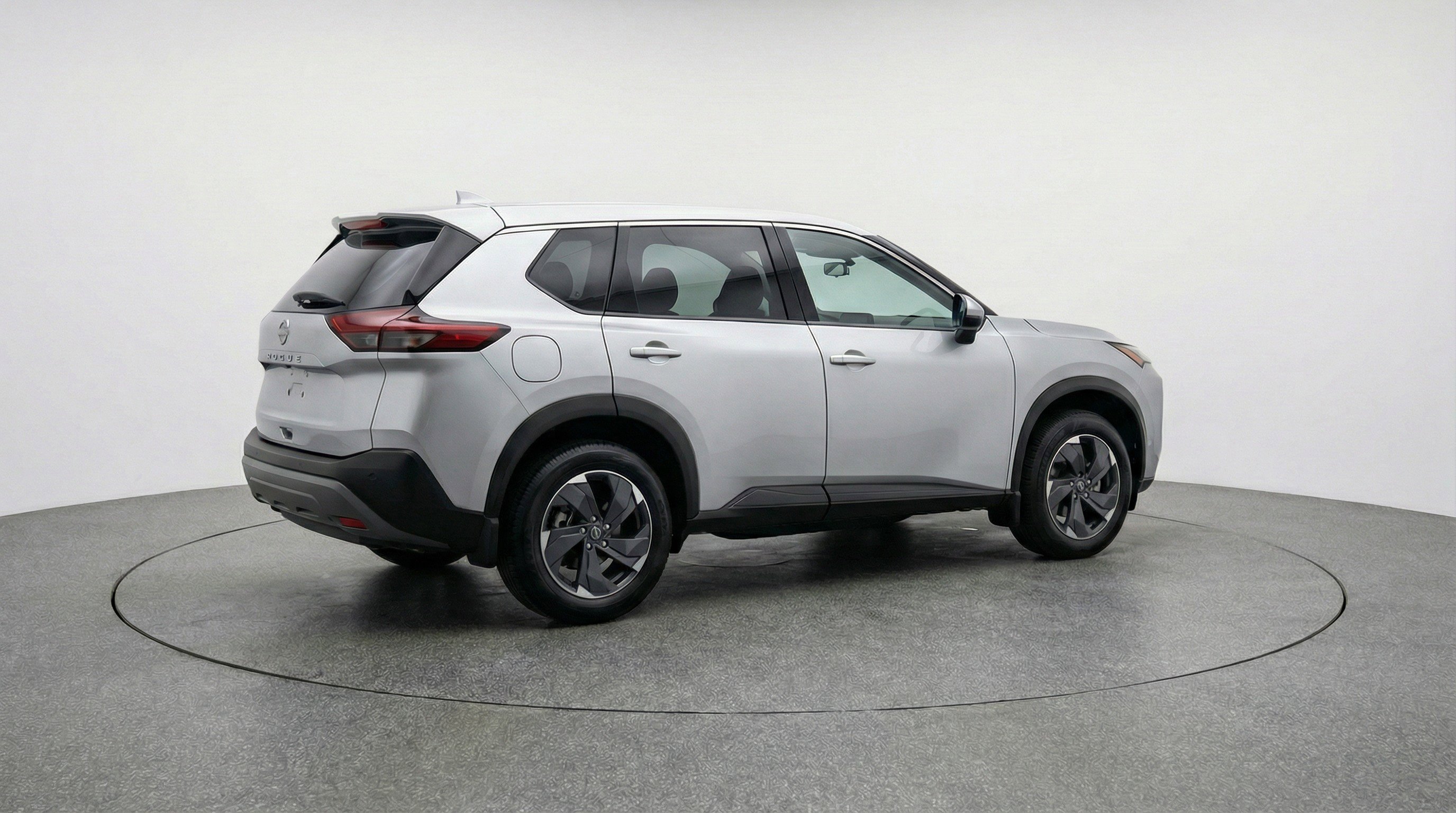 Used 2025 Nissan Rogue SV FWD image 9