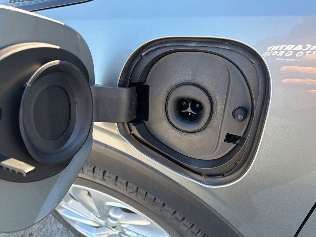 New 2027 Chevrolet Bolt LT image 9