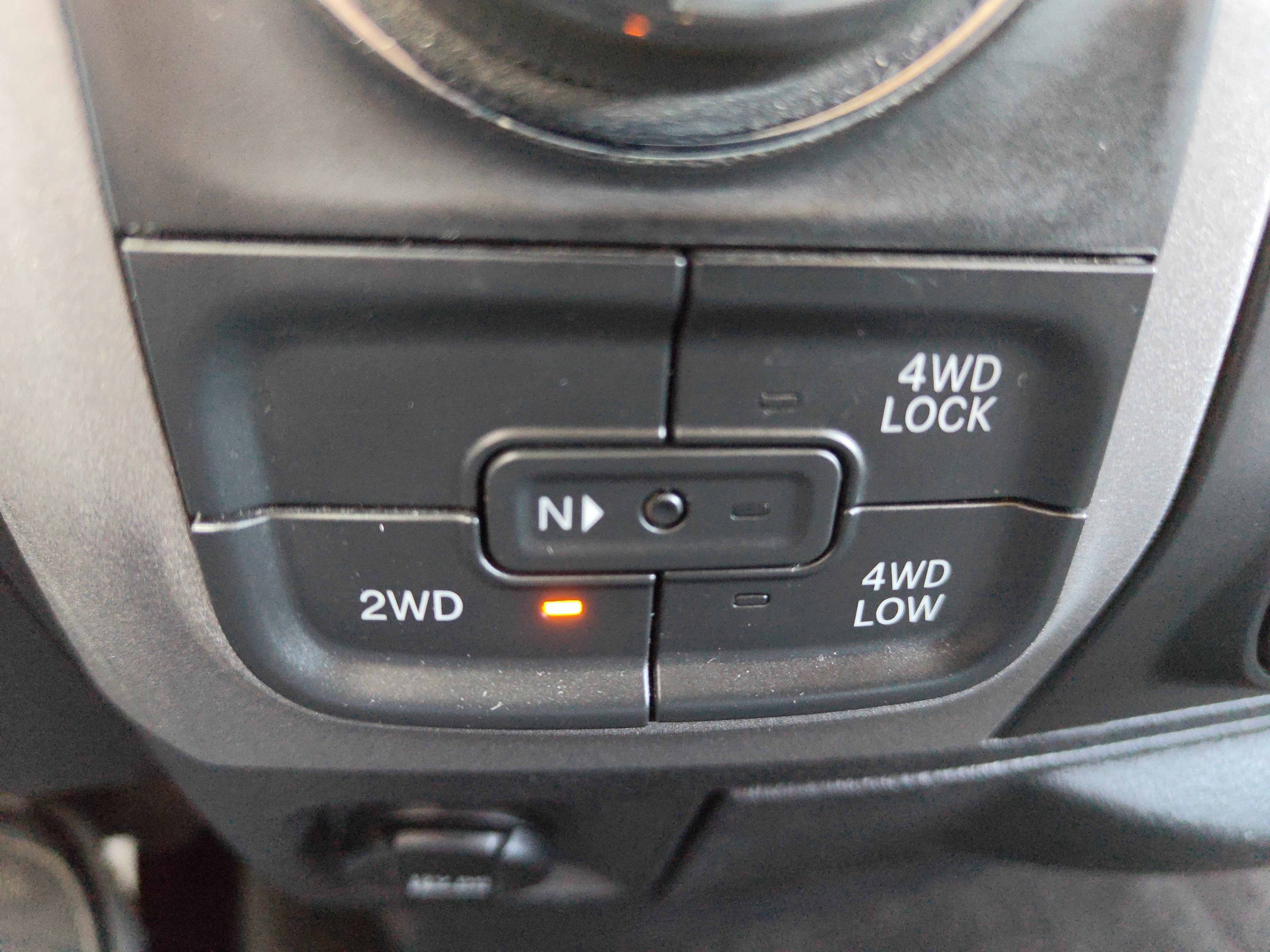Used 2014 RAM 1500 Express AWD/4WD image 36