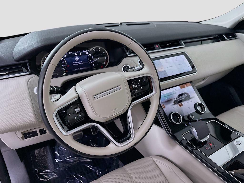 Used 2022 Land Rover Range Rover Velar R-Dynamic S image 25