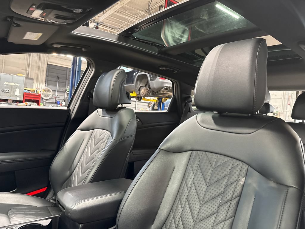 Used 2025 Kia Sportage X-Pro AWD/4WD image 10