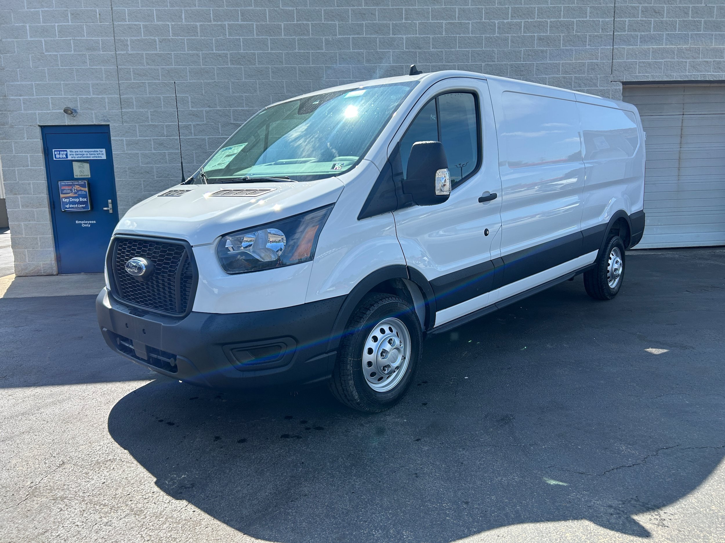 New 2025 Ford Transit 350 148 Low Roof RWD image 2