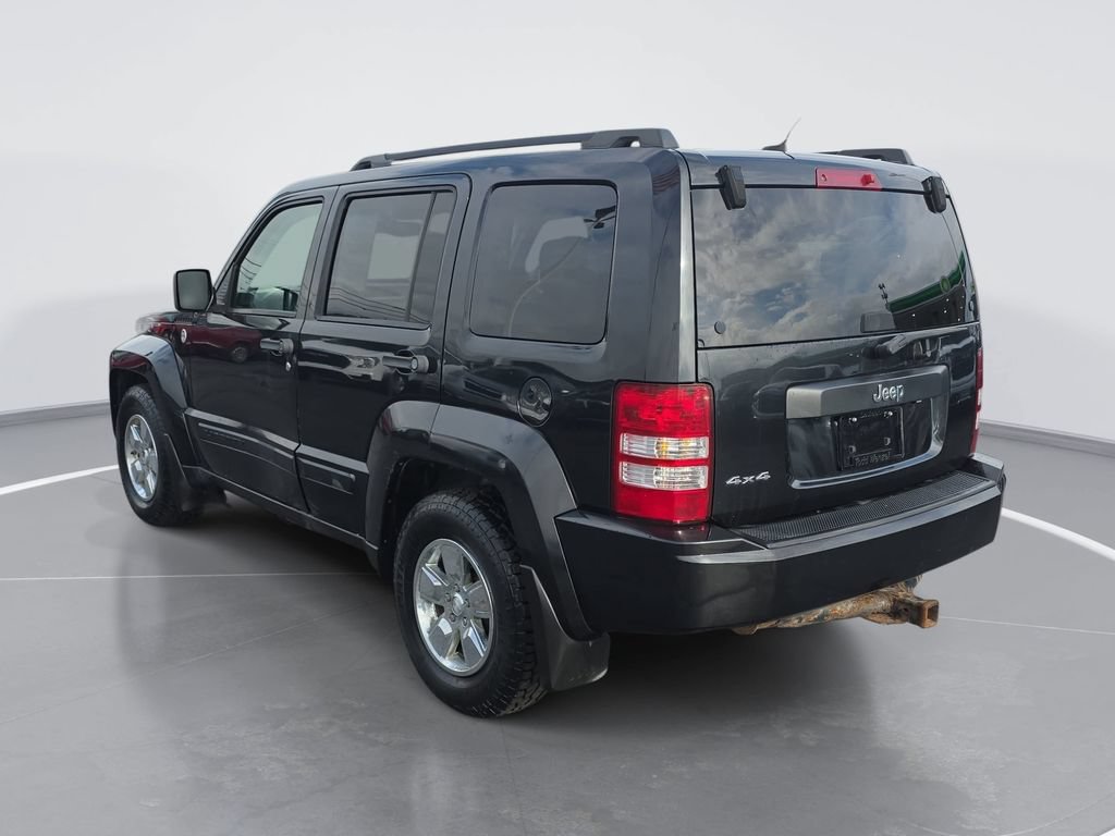 Used 2009 Jeep Liberty Sport w/ Popular Equipment Group AWD/4WD image 6