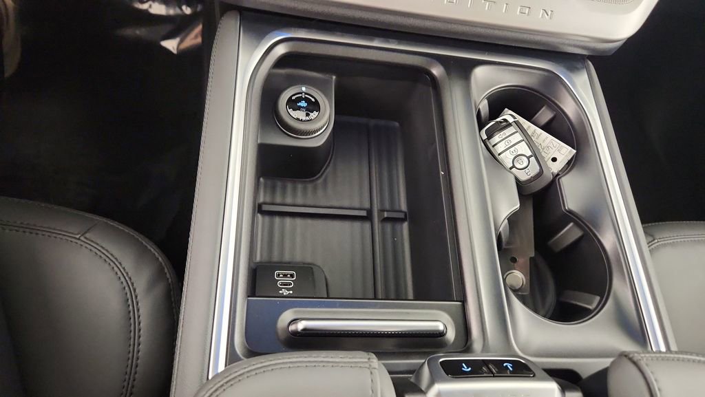 New 2026 Ford Expedition Max Active image 19
