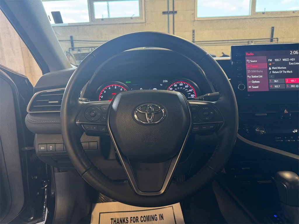 Used 2023 Toyota Camry XSE image 15