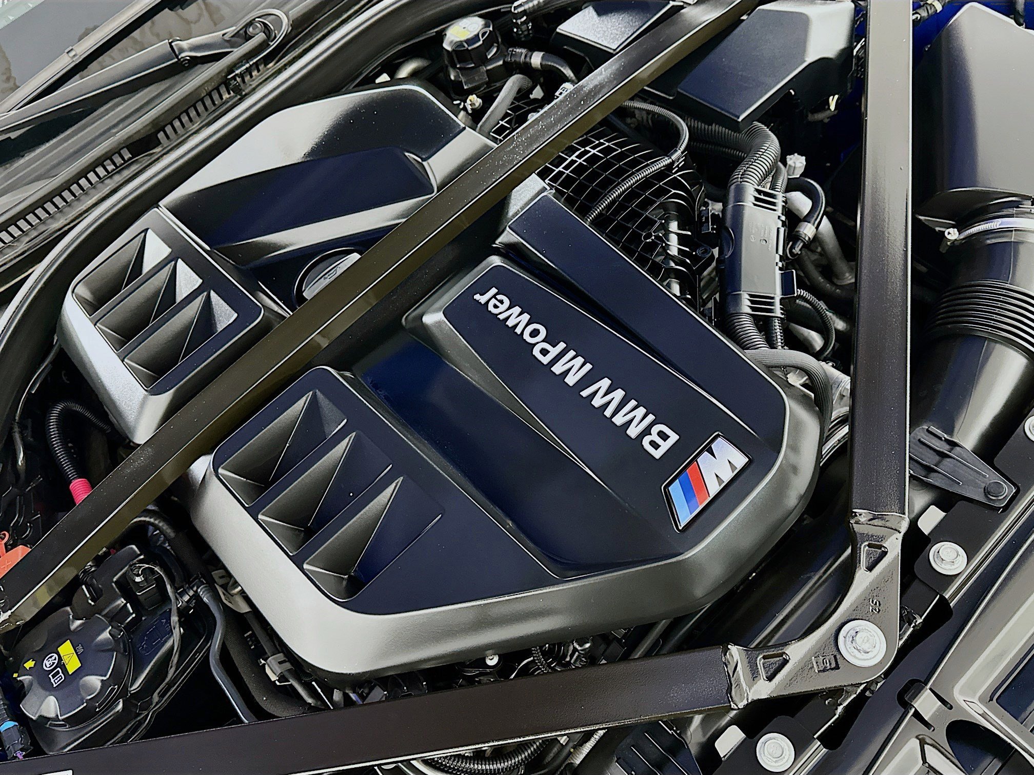 Used 2022 BMW M3 w/ M Carbon Exterior Package image 32
