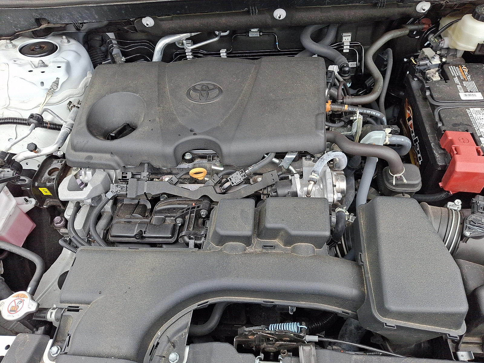 Used 2023 Toyota RAV4 LE AWD/4WD image 29
