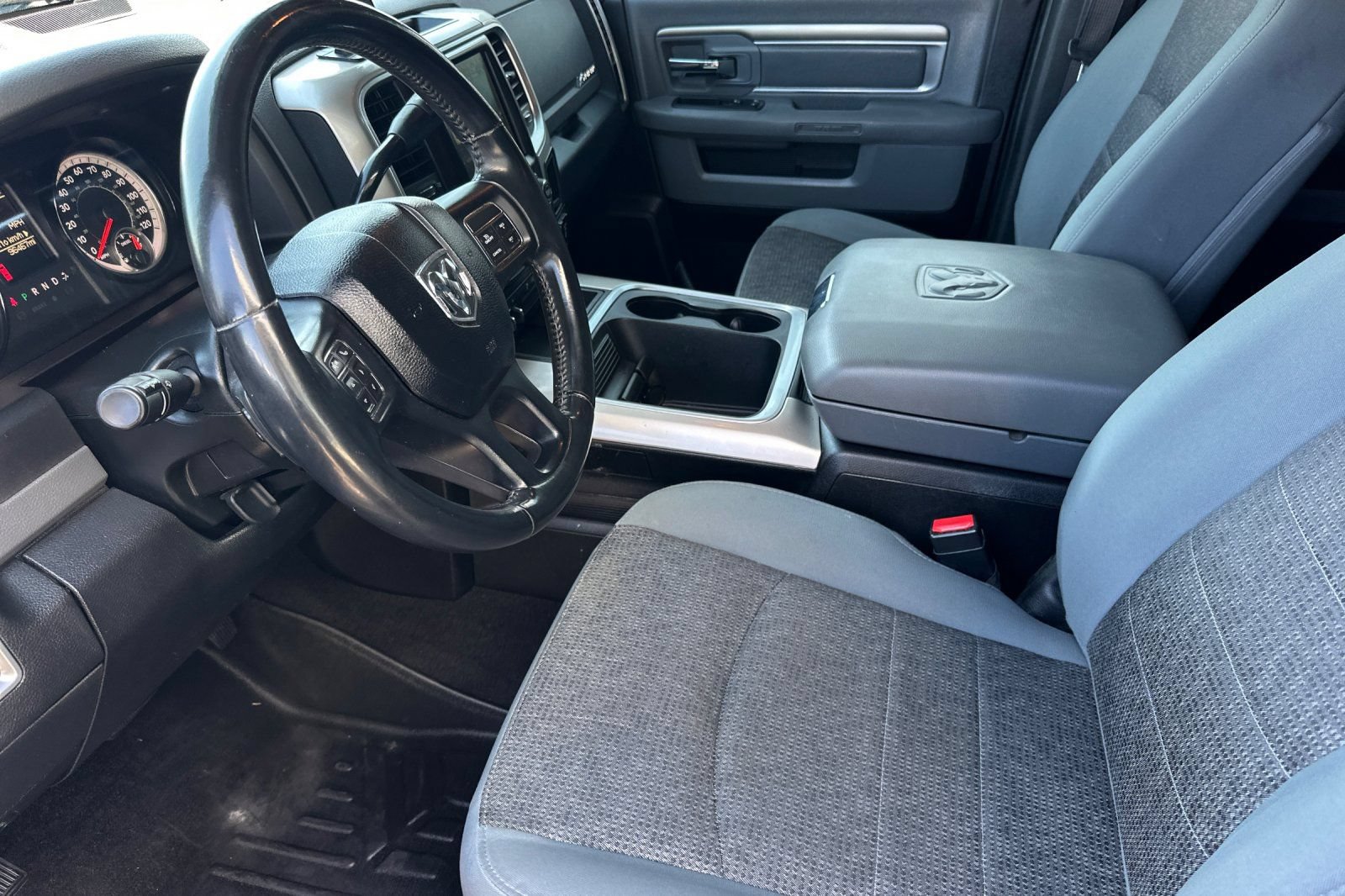Used 2017 RAM 3500 Big Horn AWD/4WD image 10