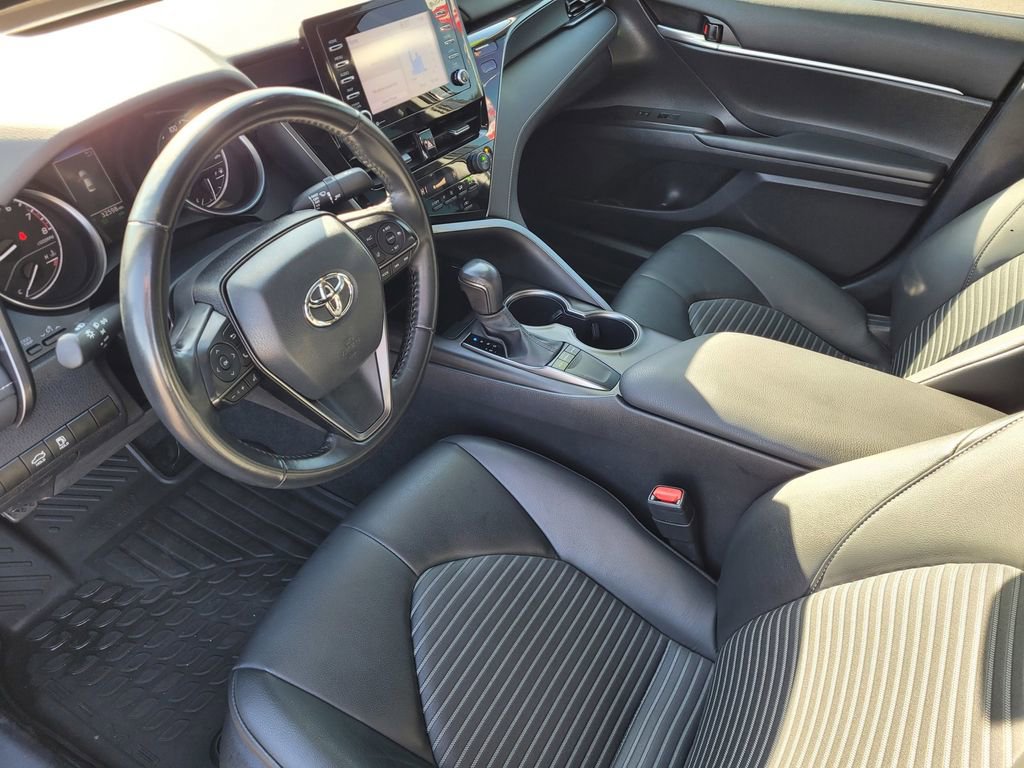 Used 2023 Toyota Camry SE w/ Convenience Package FWD image 8