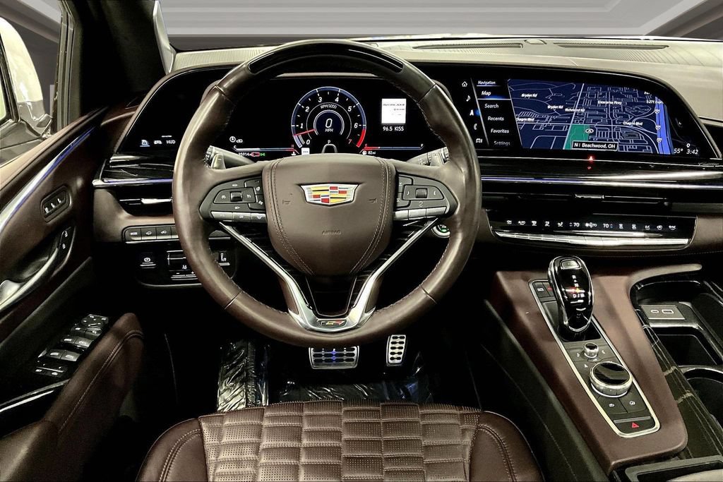 Certified 2023 Cadillac Escalade ESV V AWD/4WD image 8