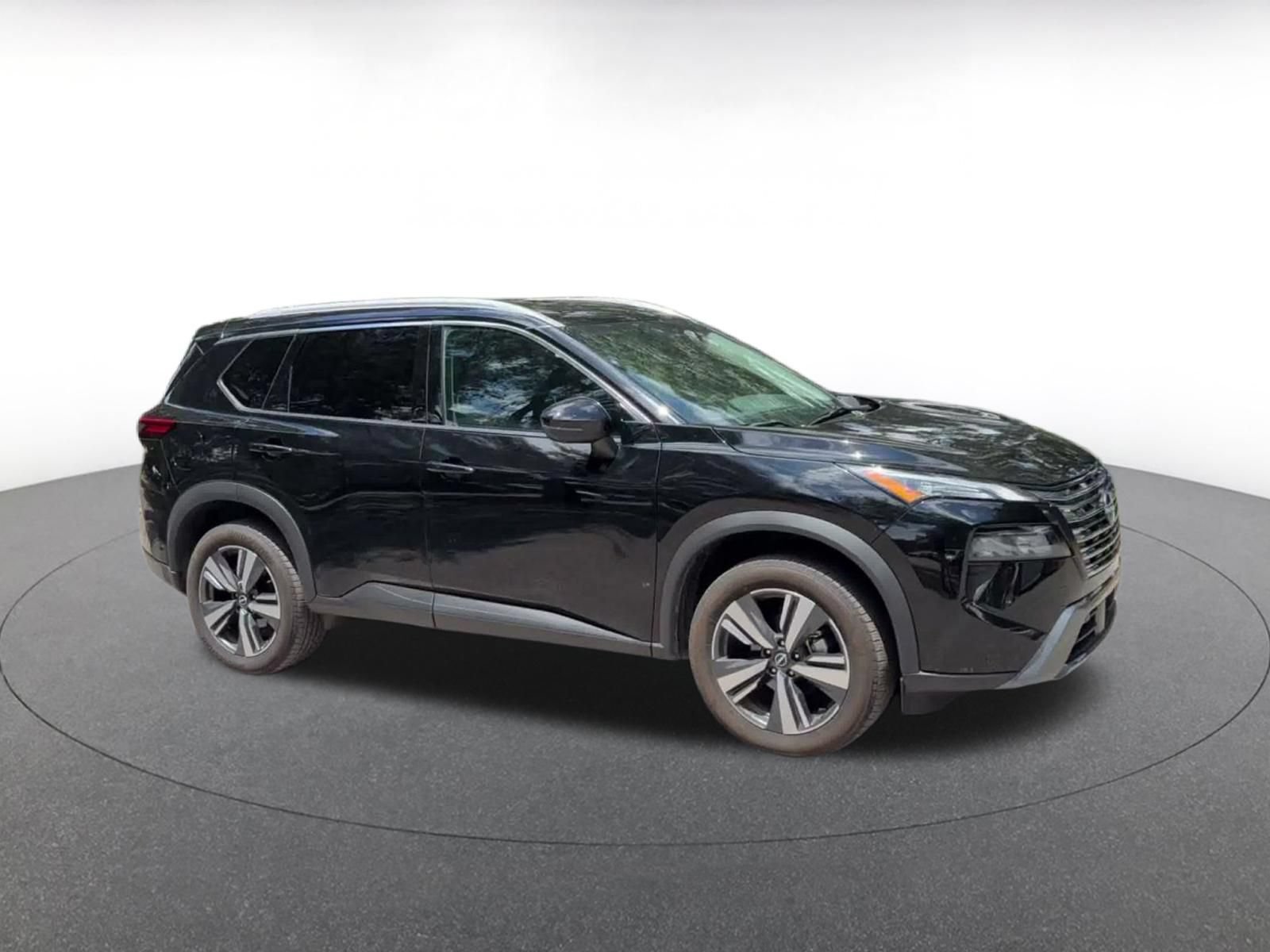 Used 2026 Nissan Rogue SL FWD video 2
