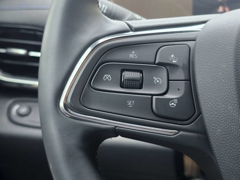 Used 2025 Buick Envista Sport Touring w/ Convenience I Package FWD image 26