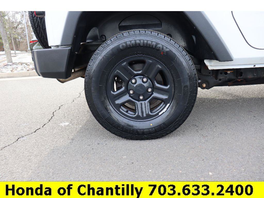 Used 2018 Jeep Wrangler Sport w/ Connectivity Group image 23