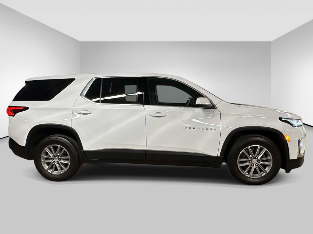 Used 2023 Chevrolet Traverse LT AWD/4WD image 6