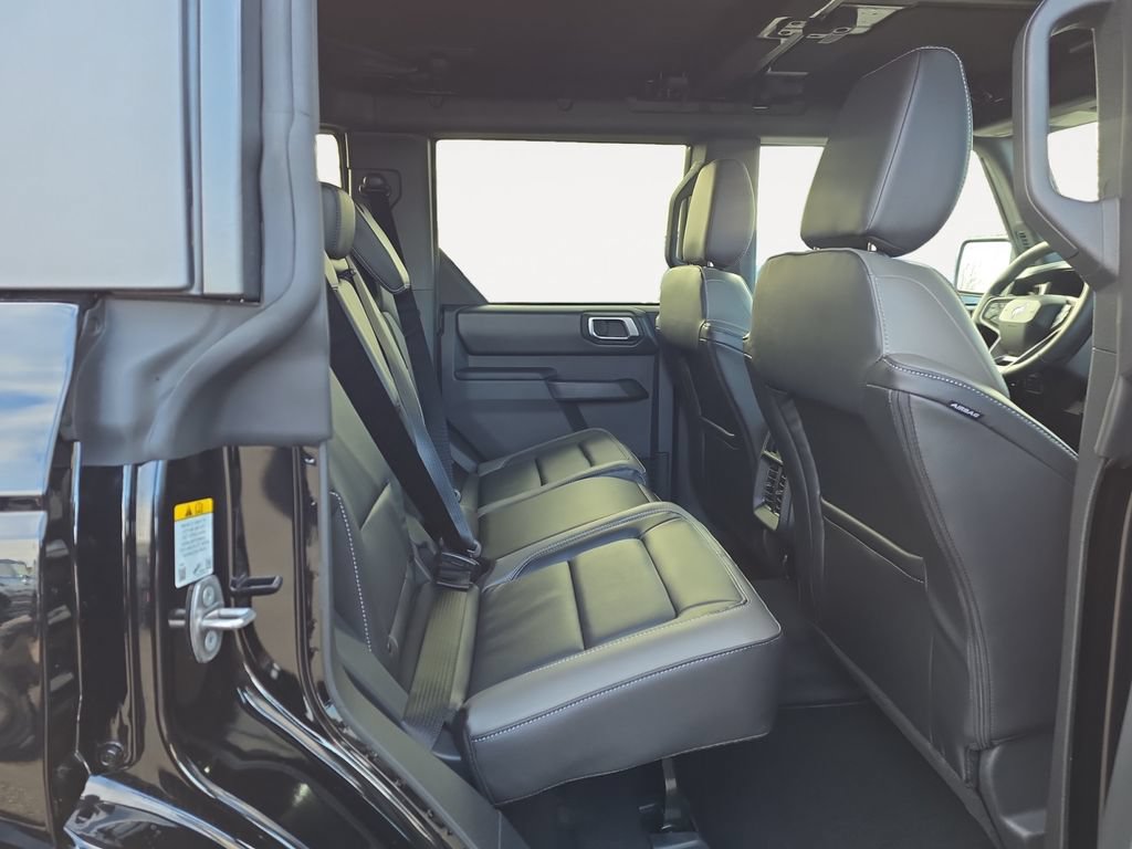 New 2025 Ford Bronco Outer Banks AWD/4WD image 12