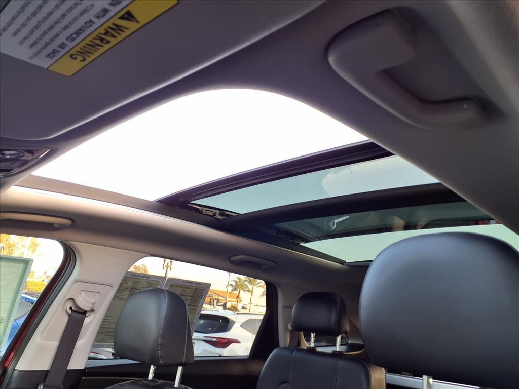 Certified 2022 Kia Sorento SX image 24