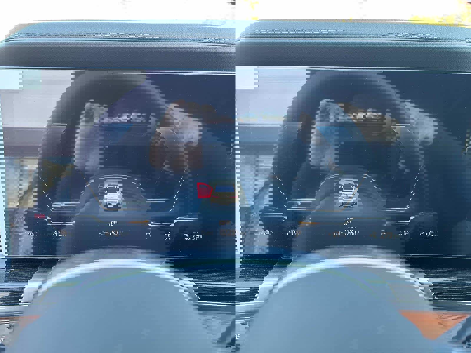 Certified 2025 BMW i7 eDrive50 w/ M Sport Package image 34