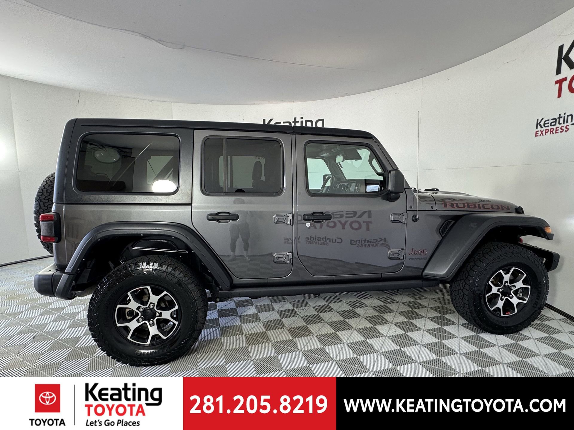 Used 2022 Jeep Wrangler Unlimited Rubicon w/ Steel Bumper Group image 4