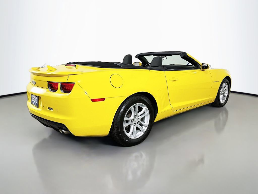 Used 2013 Chevrolet Camaro LT image 8