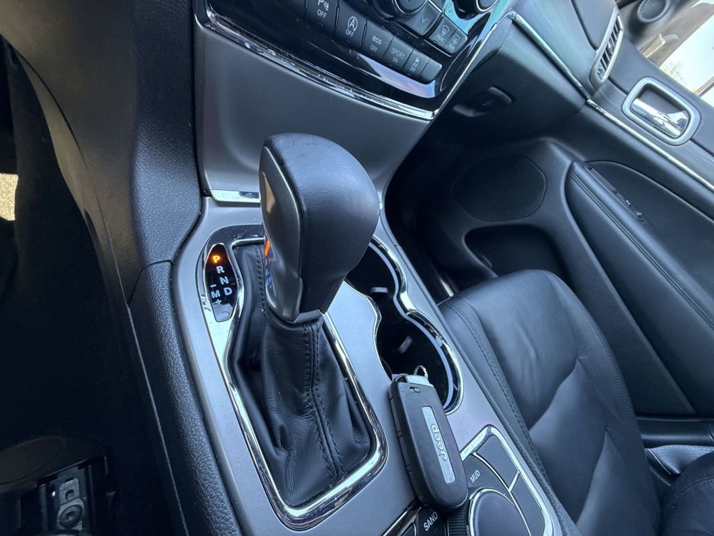 Used 2022 Jeep Grand Cherokee Limited image 22