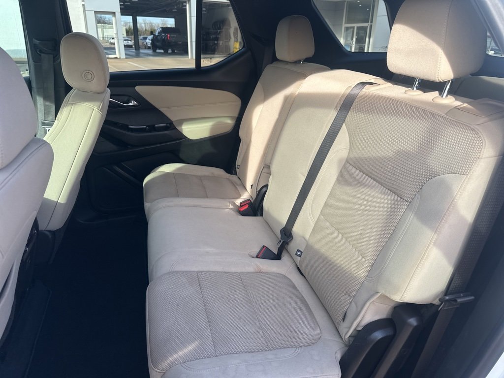 Used 2022 Chevrolet Traverse LS w/ Midnight/Sport Edition image 16