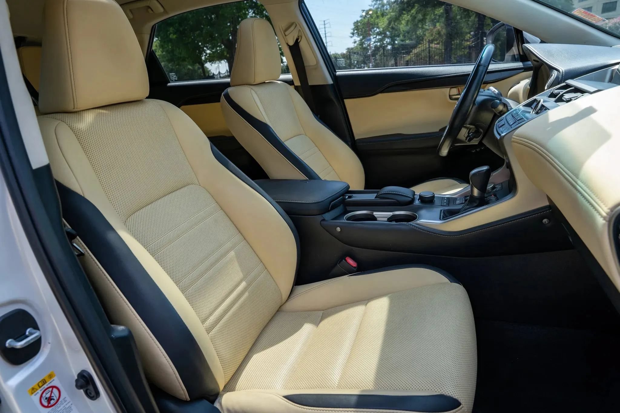 Used 2016 Lexus NX 200t FWD w/ Premium Package image 17