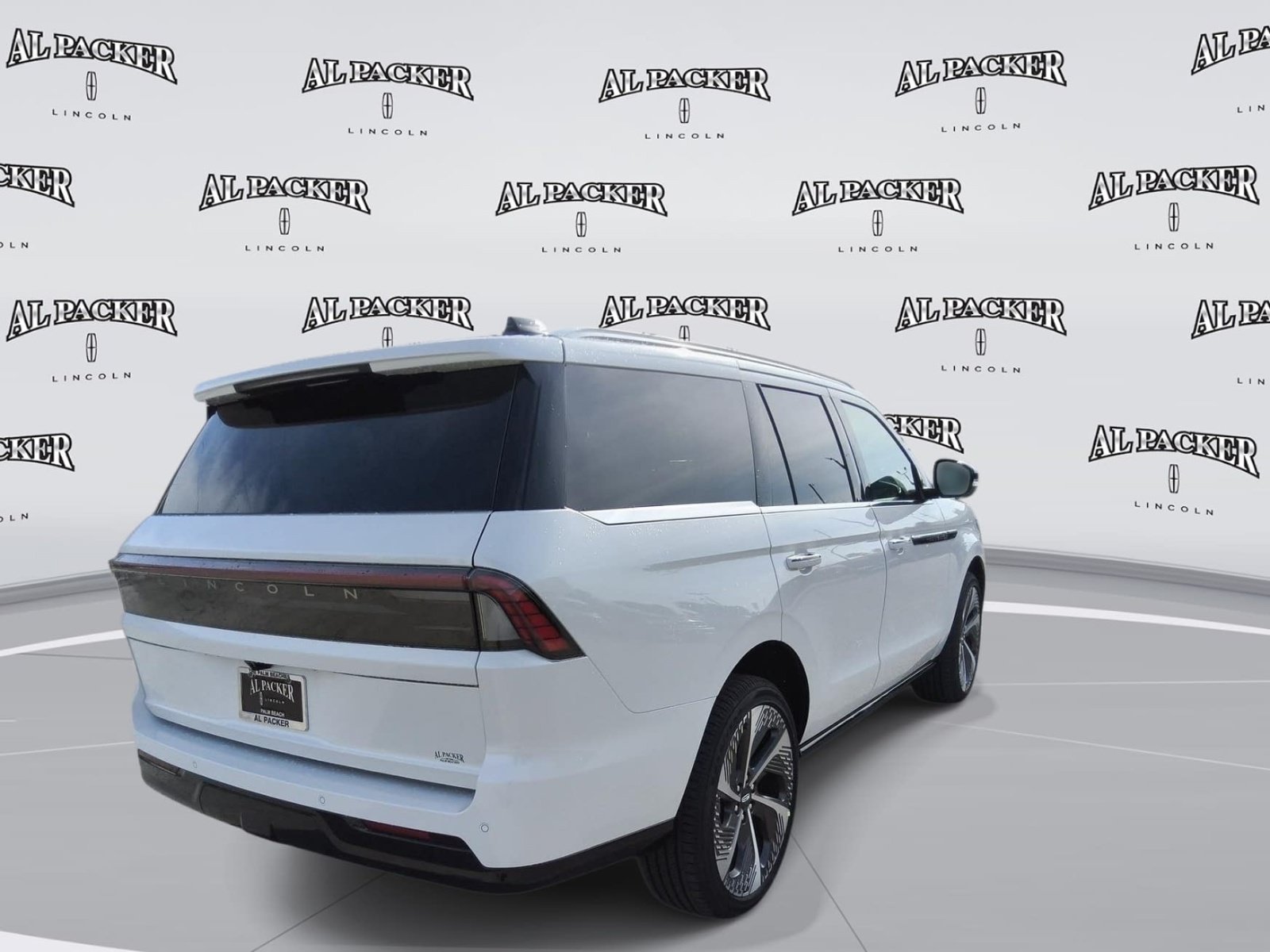 New 2027 Lincoln Navigator Black Label AWD/4WD image 5
