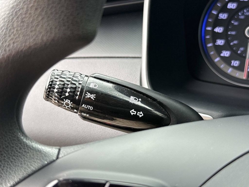 Used 2023 Hyundai Tucson SEL FWD image 39