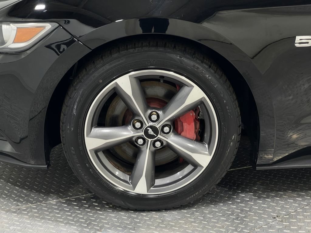 Used 2015 Ford Mustang GT image 34