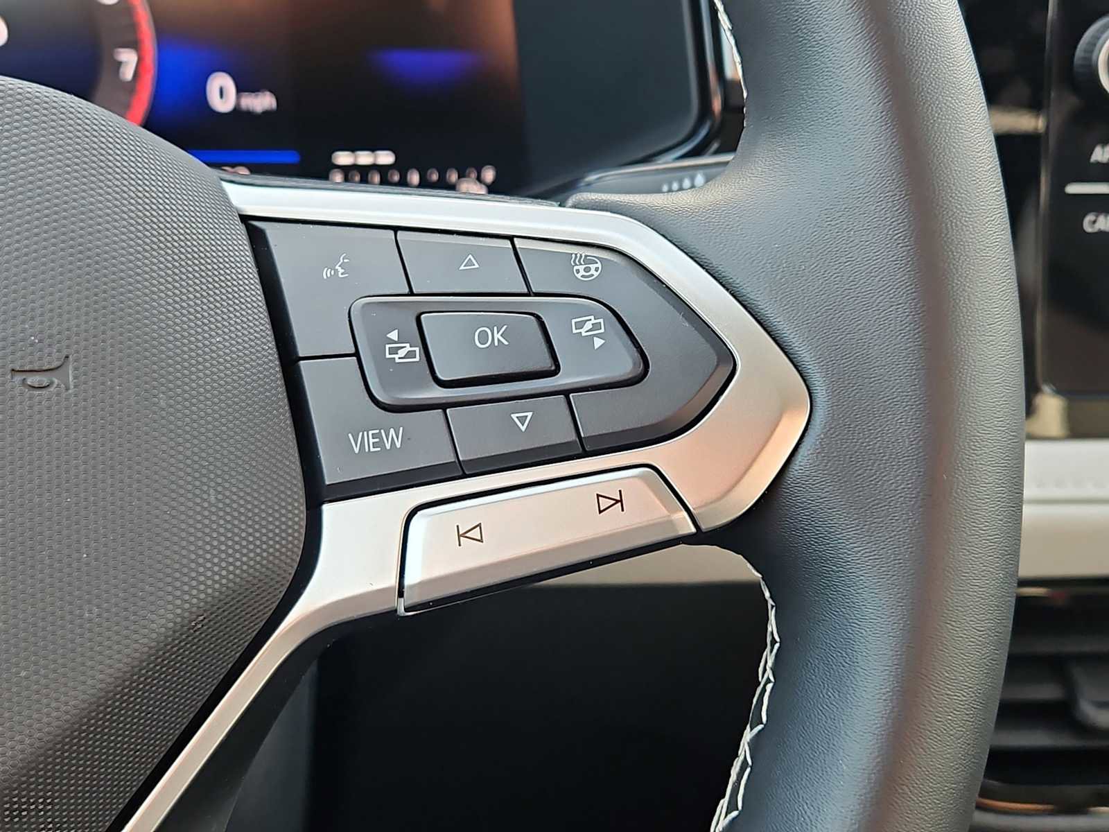 Used 2025 Volkswagen Taos S AWD/4WD image 23