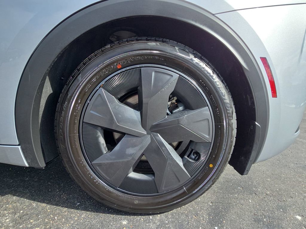 Used 2025 Toyota Prius Plug-In Hybrid image 33