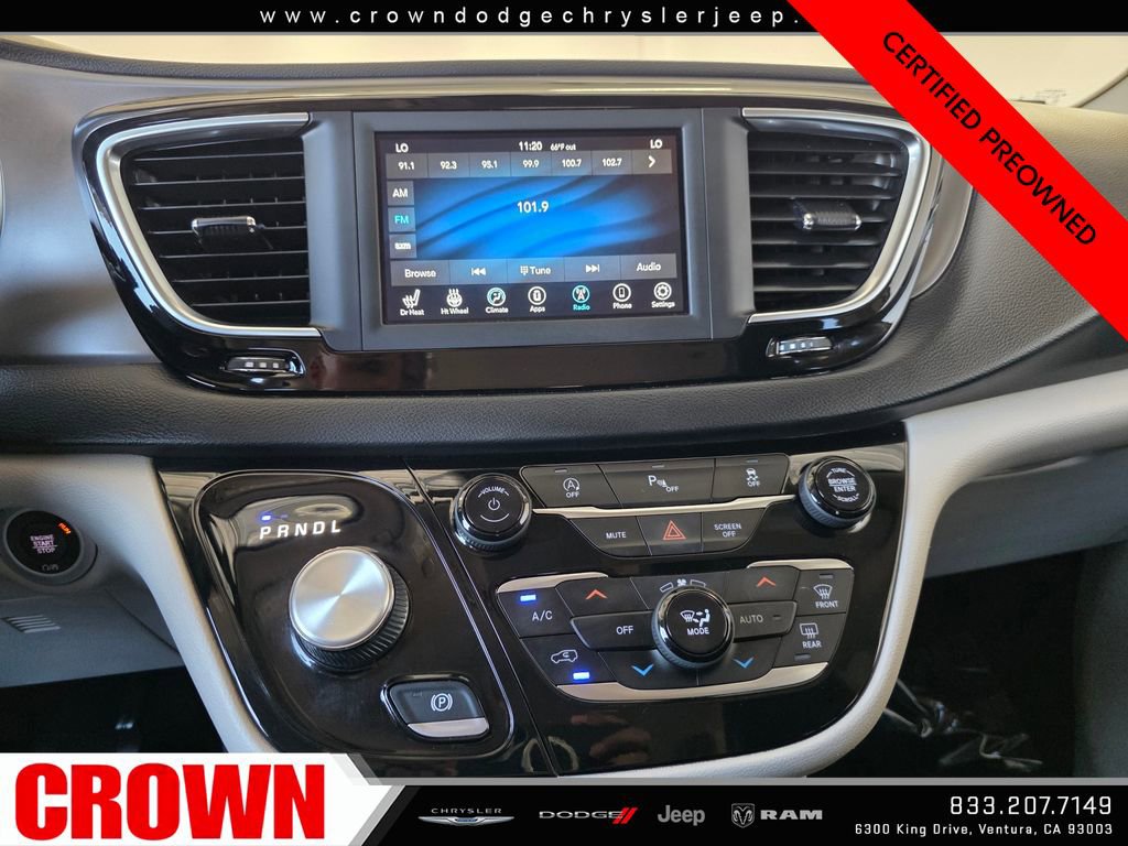 Certified 2020 Chrysler Pacifica Touring-L image 27