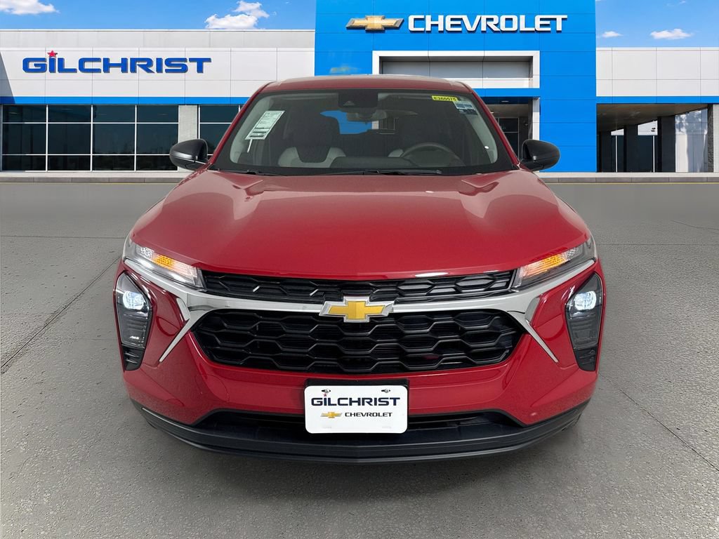 New 2026 Chevrolet Trax LS w/ Driver Confidence Package FWD video 2