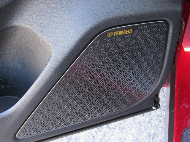 New 2026 Mitsubishi Outlander SEL FWD image 12