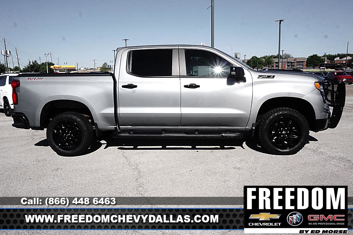 Used 2024 Chevrolet Silverado 1500 LT Trail Boss w/ LPO, Dark Essentials Package AWD/4WD image 37
