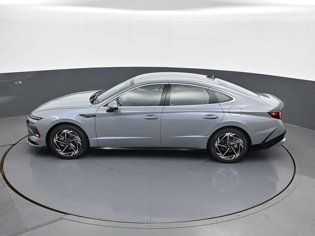 New 2026 Hyundai Sonata SEL FWD image 20
