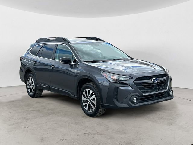 Used 2025 Subaru Outback Premium AWD/4WD image 7