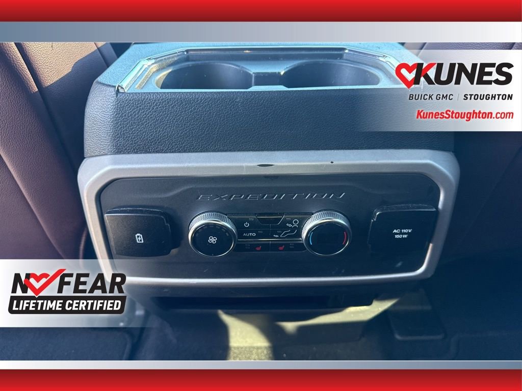 Used 2024 Ford Expedition Limited image 31