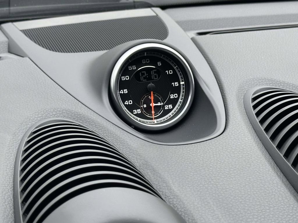 Used 2025 Porsche 718 Cayman RWD image 22