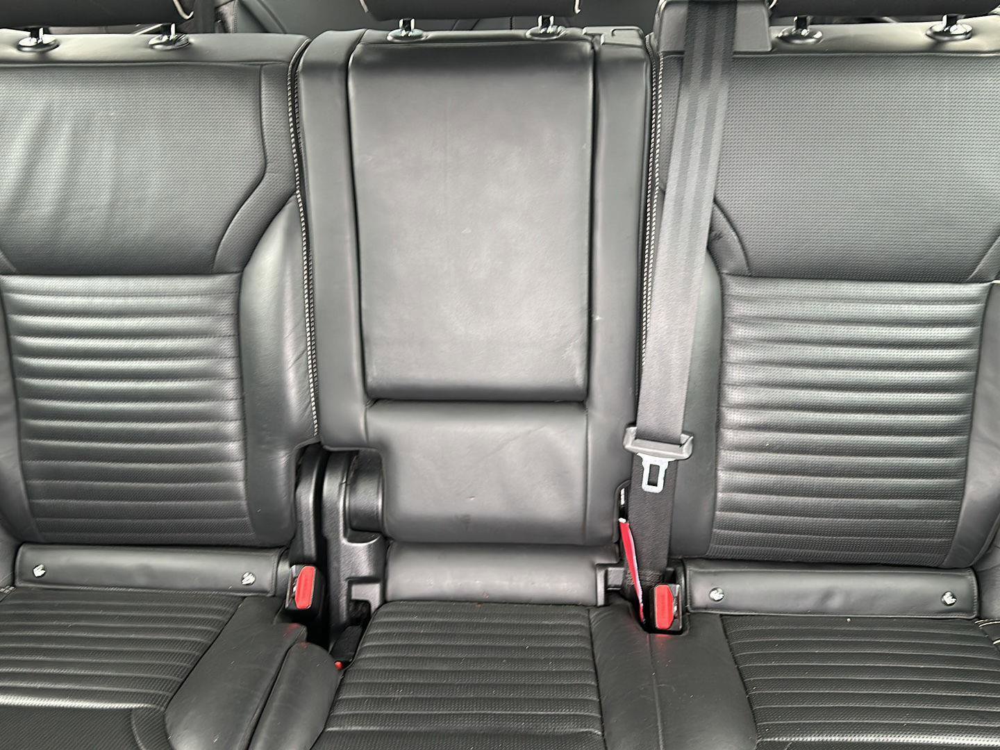 Used 2021 Land Rover Discovery HSE R-Dynamic image 17