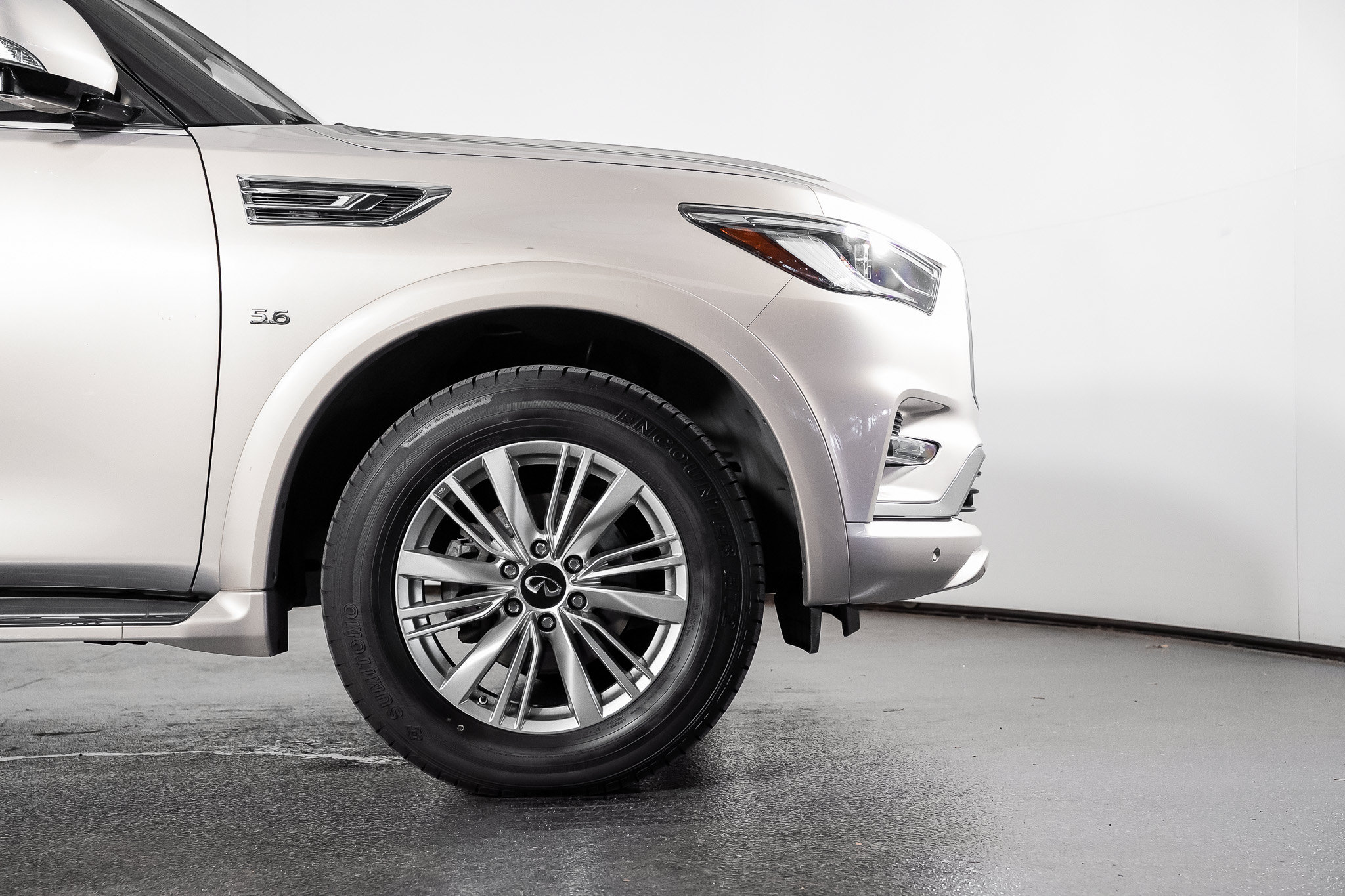 Used 2019 INFINITI QX80 Luxe w/ Proassist Package RWD image 32
