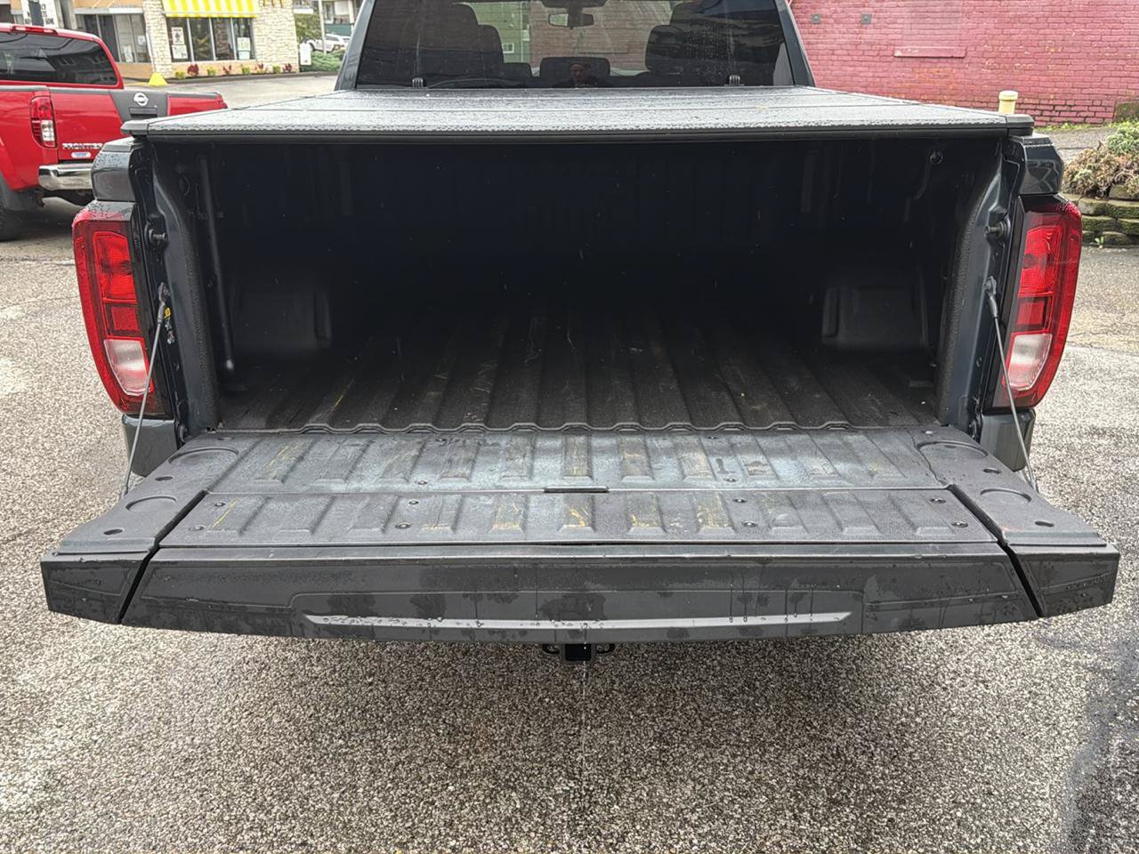 Used 2021 GMC Sierra 1500 SLE AWD/4WD image 10