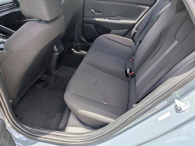Used 2023 Hyundai Elantra SEL FWD image 15