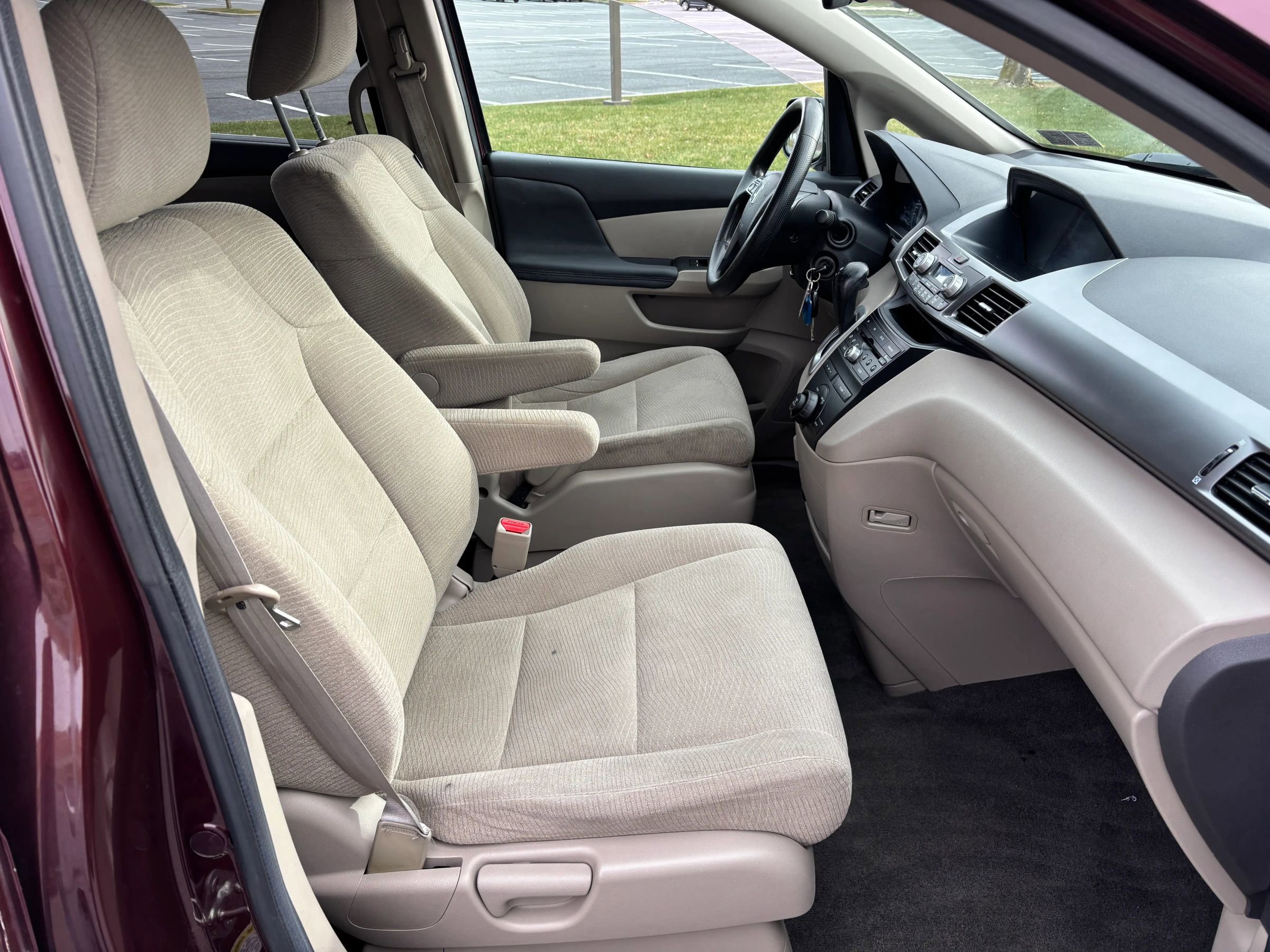 Used 2013 Honda Odyssey LX image 20