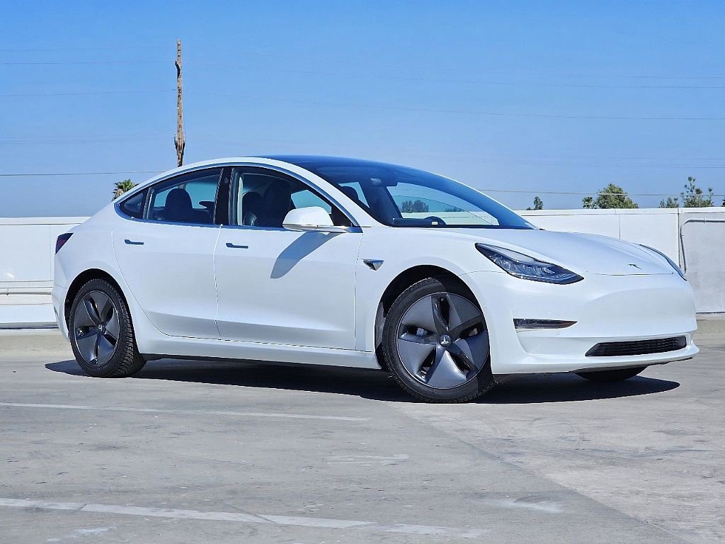 Used 2018 Tesla Model 3 Performance image 4